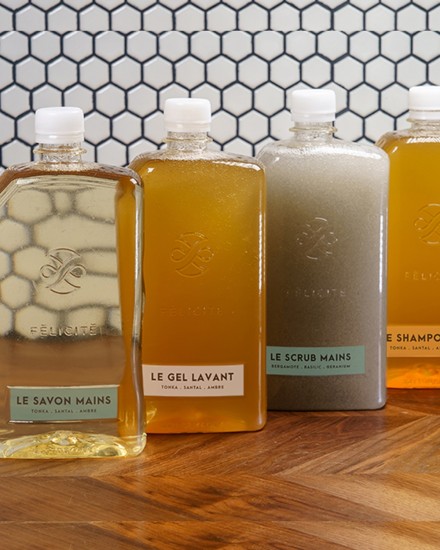 RECHARGE SAVON MAINS - Tonka, santal, ambre RECHARGE SAVON MAINS - Tonka, santal, ambre